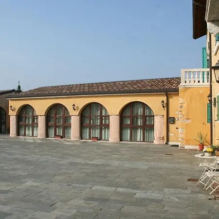 Residenza Napoleone Aparthotel *